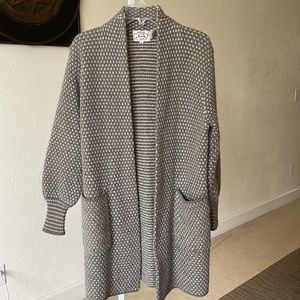 Nordstrom POV vintage made in Hong Kong beautiful mohair chunky long cardigan